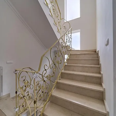 812 Quinta Marina Villa